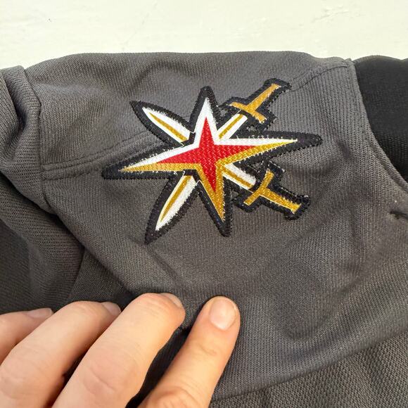 NHL Vegas Golden Knights VGK Kids Jersey sz Large black & gold hockey games - Picture 14 of 16